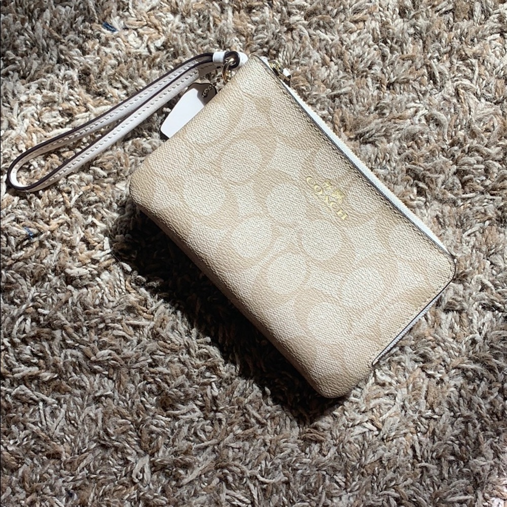Coach wallet/phone holder
